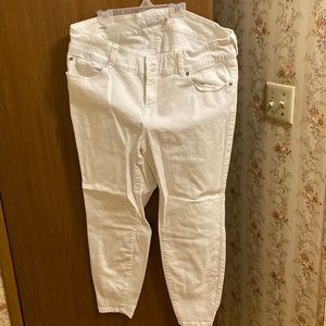 Torrid white Jeggings size 20